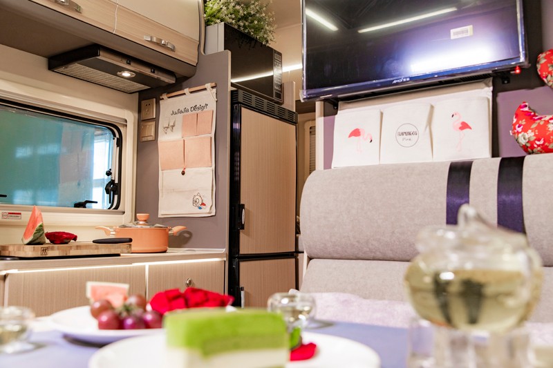 自由炮領(lǐng)銜，引爆成都房車展