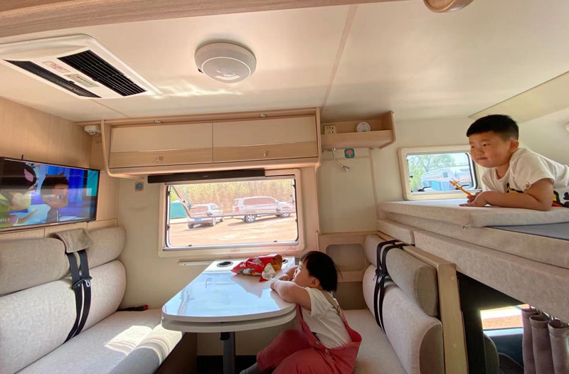 給孩子講故事，不如陪孩子造故事