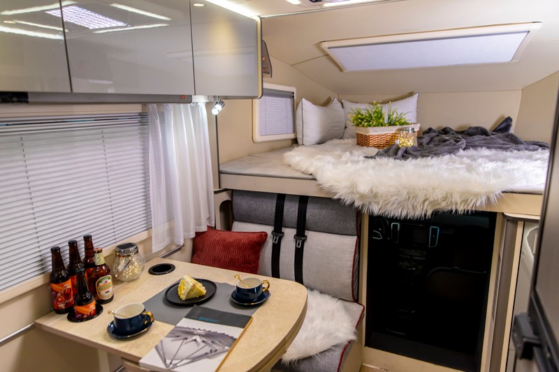 自動檔還是四驅(qū)房車，駕駛起來真棒