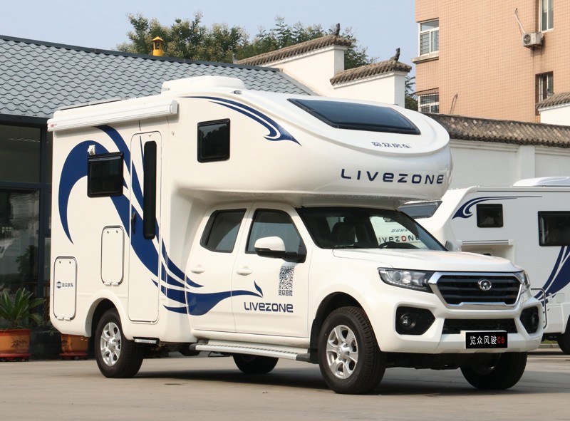 看完才會(huì)知道，為什么一定要四驅(qū)房車(chē)